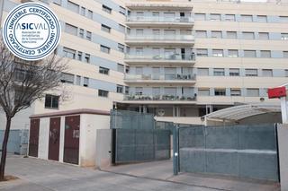 Aparcament cotxe a Parc Central. Tenemos a tu disposición una magnifica plaza de parking situada