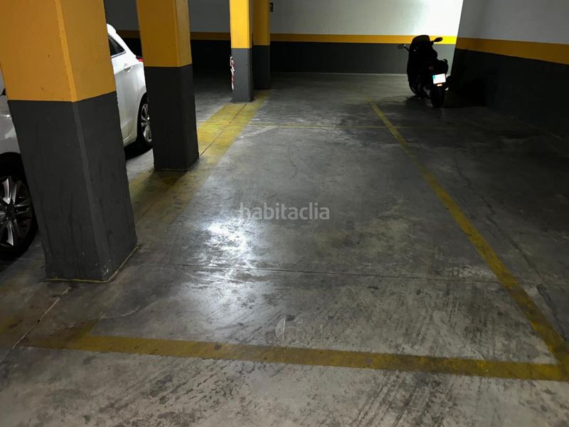 Foto 95811328-3332-4e56-b700-13133bb01e92. Aparcament cotxe a Casco Antiguo Llíria