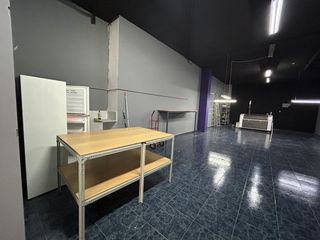 Local Comercial a Zona Avenida al Vedat