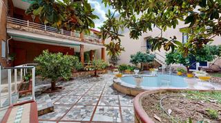 Maison à Zona la Ermita. Buscas una propiedad única en torrent? esta es tu oportunidad!!!