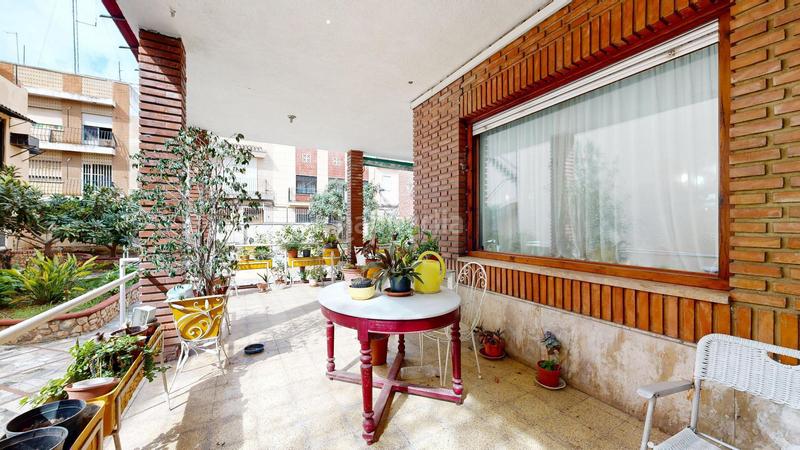 Foto 21fbffc4-0289-4181-aa32-1522a942f5e8. House with pool in Zona la Ermita Torrent