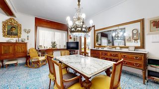 Maison à Zona la Ermita. Casa señorial con dos pisos y gran parcela en el centro de torre