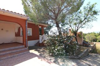 Casa a Monserrat. Chalet independiente en montserratdescubre tu nuevo hogar en est