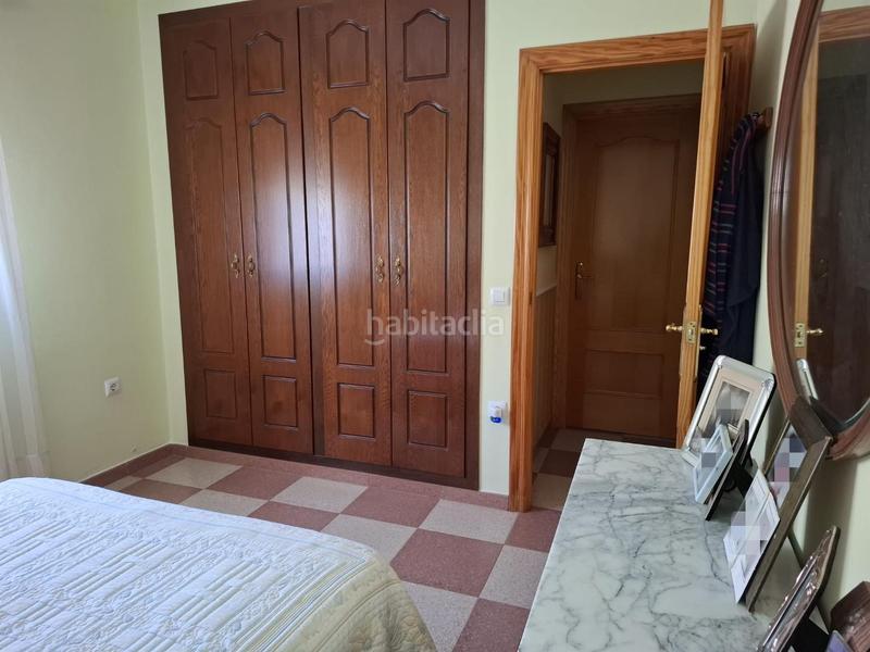 Foto 0d263b11-1b20-41bd-b01b-8ff2e4dfd875. Casa chalet independiente en montserratdescubre tu nuevo hogar en este magnífico chalet urbano, con una parcela de 1.400m2 y 167m2 cons en Monserrat