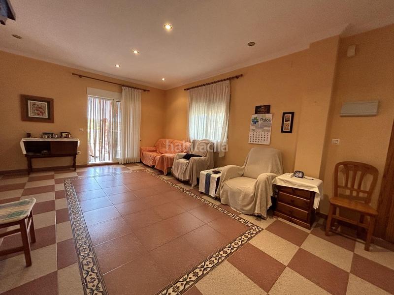 Foto 4039350e-d58f-493d-a95a-cb0952876b73. Casa chalet independiente en montserratdescubre tu nuevo hogar en este magnífico chalet urbano, con una parcela de 1.400m2 y 167m2 cons en Monserrat