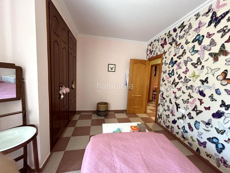 Foto 9e42f5ab-a35d-4240-a805-9b20f2324b8b. Casa chalet independiente en montserratdescubre tu nuevo hogar en este magnífico chalet urbano, con una parcela de 1.400m2 y 167m2 cons en Monserrat