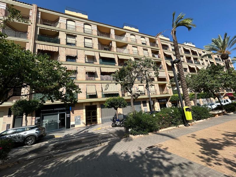 Foto 5e15aa14-eacc-4d1b-b728-1bed9a1fa74c. Affitto locale commerciale in comare pilar martí hernández 9 in Torrent