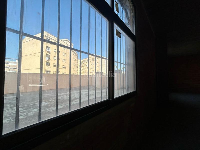 Foto feea3f92-20f7-4694-a782-9bb423e1b10c. Rent business premise in comare pilar martí hernández 9 in Torrent