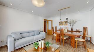 Flat in Metro - Auditorio. Buscas vivir en un piso en paiporta con plaza de garaje y traste