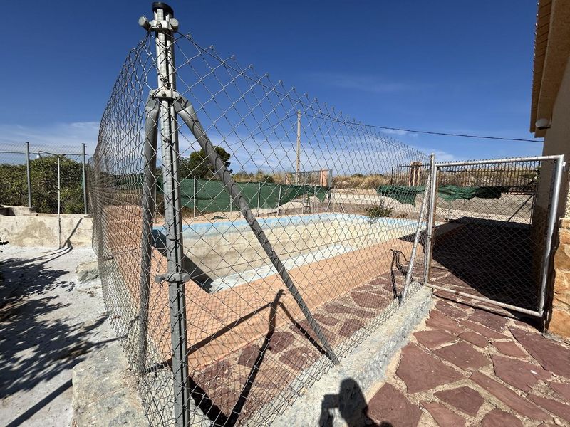 Foto b41a850f-970a-4d86-9fd8-73ea793706a9. Finca rústica a Monte Real Torrent