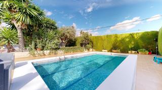 Maison à Sierra Perenchiza-Cumbres de Calicanto-Sto Domingo. Quieres vivir en un amplio chalet con piscina y jardín? buscas c