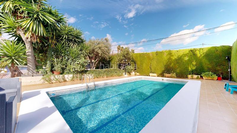 Foto e35bcc43-9039-4ff9-9405-8825df739d01. Maison avec piscine dans Sierra Perenchiza-Cumbres de Calicanto-Sto Domingo Chiva