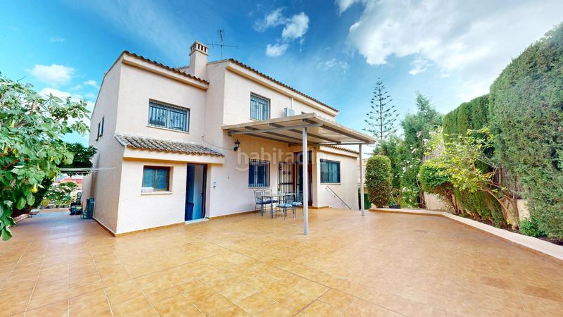 Foto f86ea9ae-18a7-44a8-ba49-b4db4953e821. Maison avec piscine dans Sierra Perenchiza-Cumbres de Calicanto-Sto Domingo Chiva