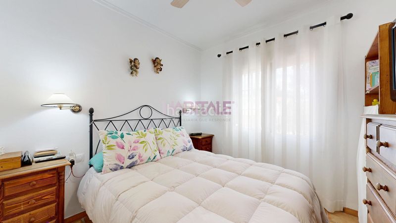 Foto 306610c0-fee1-4a03-9743-b62b72f94fbb. Casa amb piscina a Monserrat