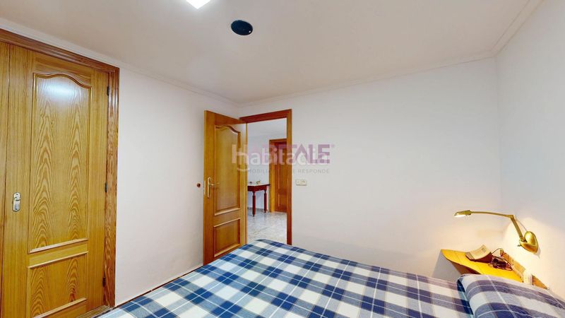 Foto 444af0bd-1a67-43b1-871e-730840af5efd. Casa amb piscina a Monserrat
