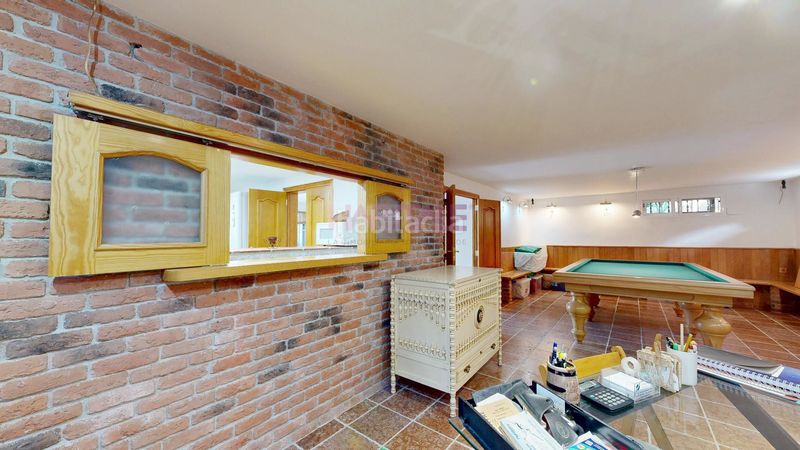 Foto 51be2ece-383e-4fe4-97ad-7ecfeaa7ab0d. Casa amb piscina a Monserrat