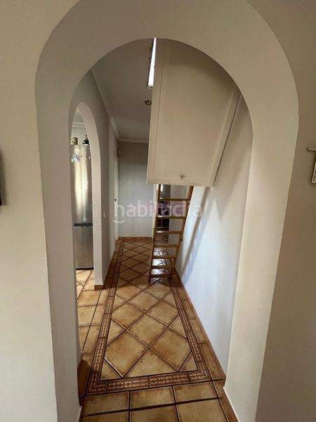 Foto 6374b984-78c2-43e7-a057-a208f80f8eab. Casa amb piscina a Monserrat