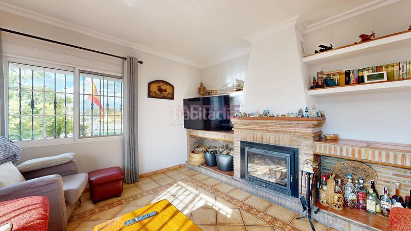 Foto 7f88a1e2-6429-4173-a5d2-303943f1e4aa. Casa amb piscina a Monserrat