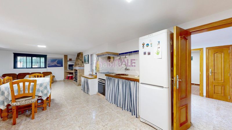 Foto c12324b4-7a38-45df-b7d6-5476d1e03957. Casa amb piscina a Monserrat