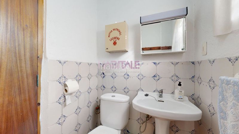 Foto d7bfec58-1021-4883-a21a-c21edc5efccf. Casa amb piscina a Monserrat