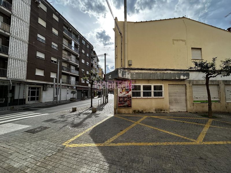Foto 2b55d4d5-a813-4b47-ba84-ddb9b31e3f77. Local comercial a Alaquàs