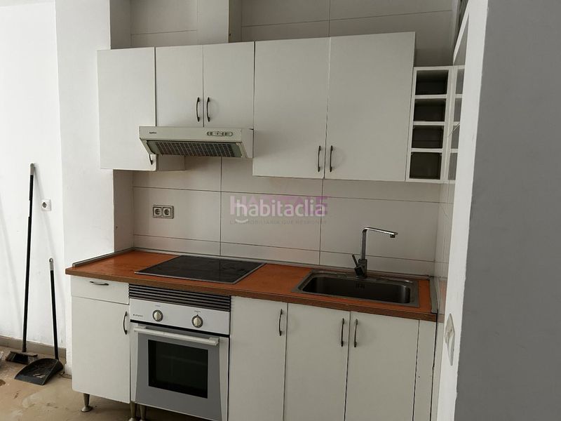 Foto 4cb22ce0-089e-434f-8376-64139e391fc8. Local comercial a Alaquàs