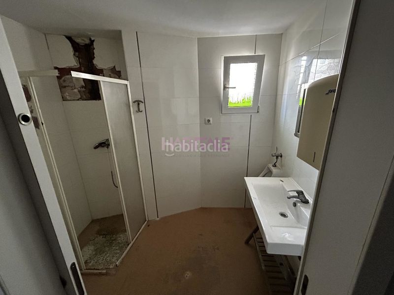 Foto c580a721-8881-4a4d-a3b4-77f8fa4e9b6a. Local comercial a Alaquàs