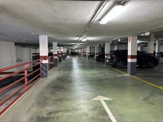 Aparcament cotxe a Avenida rey juan carlos i 3. Plazas de garaje en avda juan carlos i de torrent