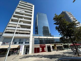 Aparcament cotxe a Avenida Rey Juan Carlos I 3