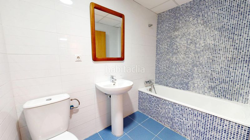 Foto e704e528-ae5f-4708-b9e5-be71ce80b43a. Pis a Monserrat