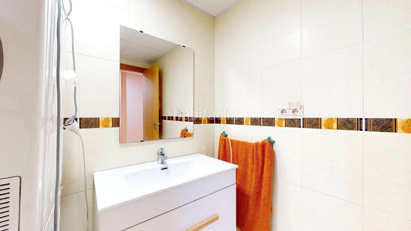 Foto 17c61f5e-0e5c-4fe9-b514-fcac71479834. Pis a Monserrat