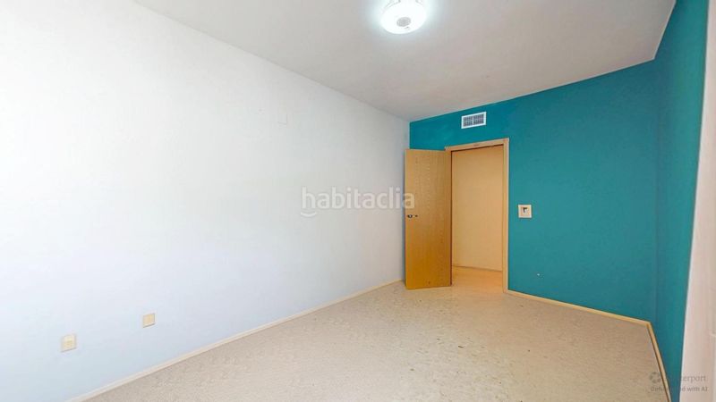 Foto 566493a2-a5d2-43b7-bad1-4bbdeb1cb0b9. Pis a Monserrat