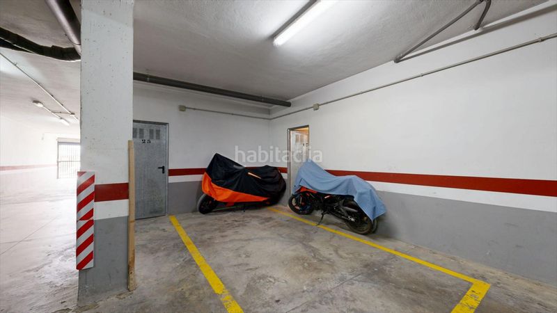 Foto 915b696f-a10b-4799-85cc-32774c13ee34. Pis a Monserrat