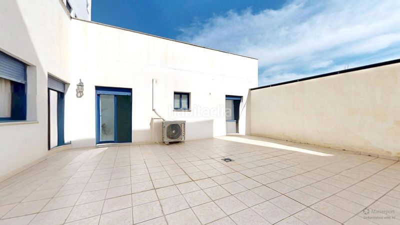 Foto 9d74b799-d1b7-4cff-a68c-2e25ffb003b3. Pis a Monserrat