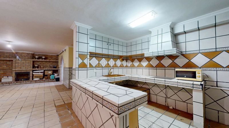 Foto a5af1f3e-595c-499c-a59c-f8c9f505179e. Casa amb piscina a Zona Avenida Alta - Auditorio Torrent