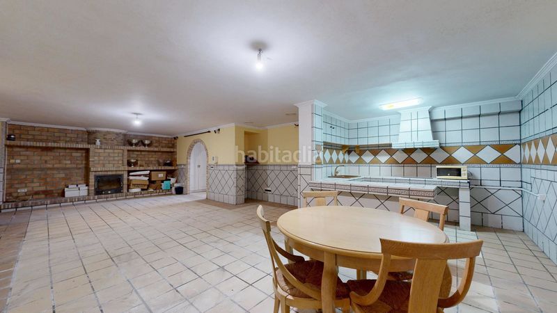 Foto ba13da44-f57c-4f10-908f-417c89f7ff6b. Casa amb piscina a Zona Avenida Alta - Auditorio Torrent
