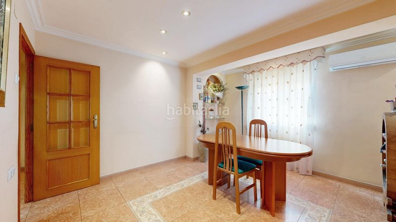 Foto 03b0d0b6-4158-4753-8a11-c30bca6ca647. Pis a Alaquàs