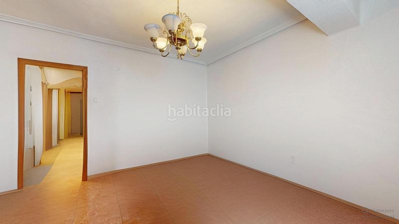 Foto 6c66dd7d-9664-4e93-913e-79bb12c9e9ef. Pis a Alaquàs