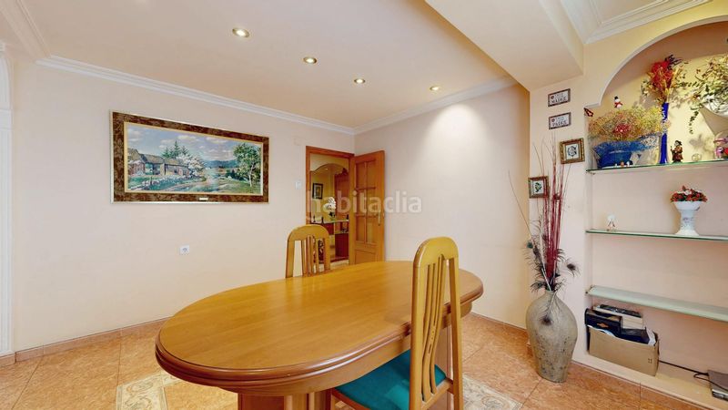 Foto ad7f0df4-aeec-4a4f-a1d6-27af001f551f. Pis a Alaquàs