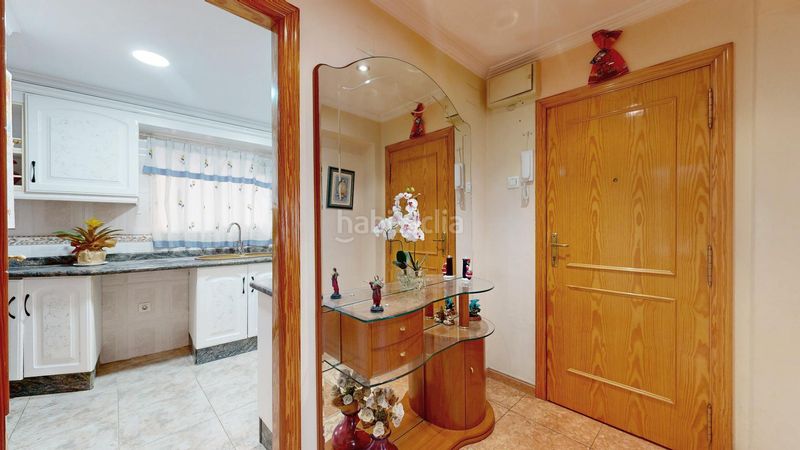 Foto e925d3c9-4ce5-404d-be04-897032197b13. Pis a Alaquàs