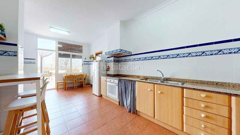 Foto 6451edc6-6519-4138-a0c6-6154c5588d94. Casa adossada a Anna
