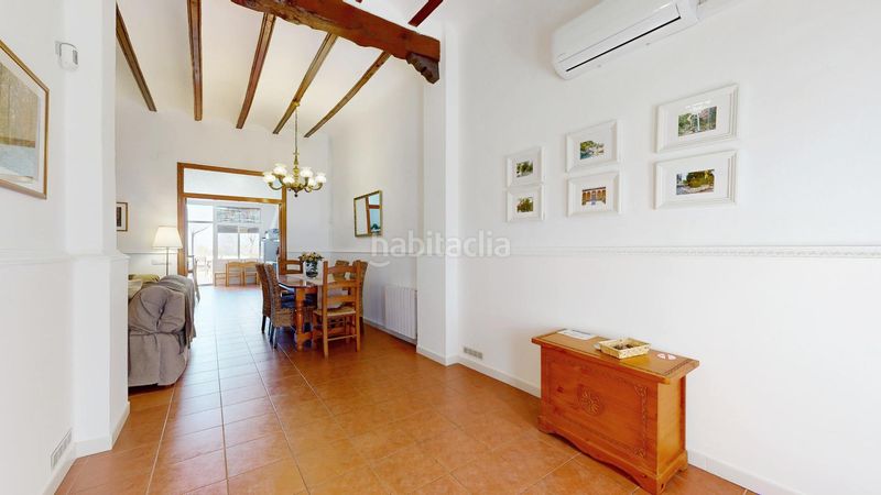 Foto 96ff4794-53df-40b8-9172-83ef231101f7. Casa adossada a Anna