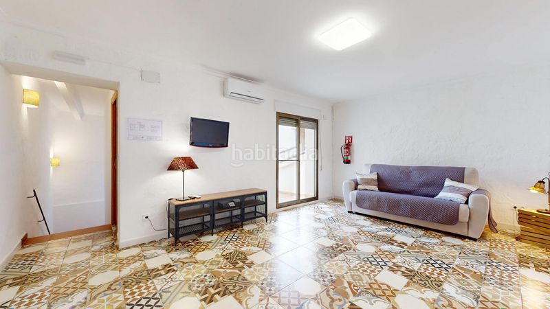 Foto af9592ba-4d2e-4437-bc38-ee9b87537445. Casa adossada a Anna