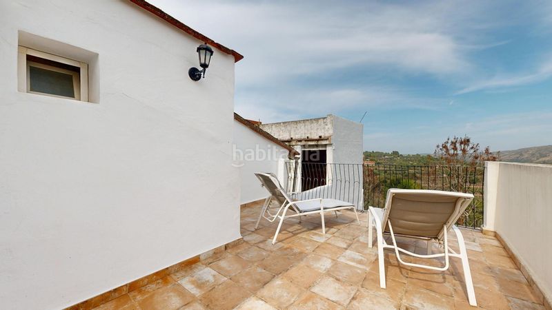 Foto b40739ba-5990-47a3-8c71-66f4d5c3fdc8. Casa adossada a Anna