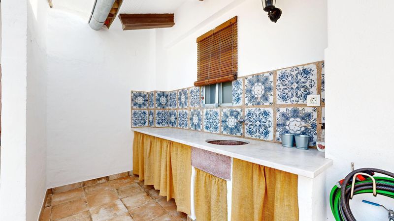 Foto c8859d39-85bb-45bf-abd2-78e899143477. Casa adossada a Anna
