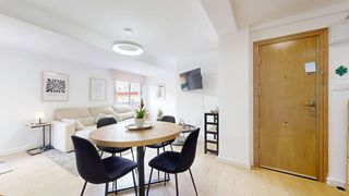 Piso en Poble Nou. Piso reformado 4 habitaciones en torrent