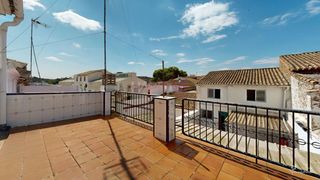 Haus in Monserrat. Casa en montserrat