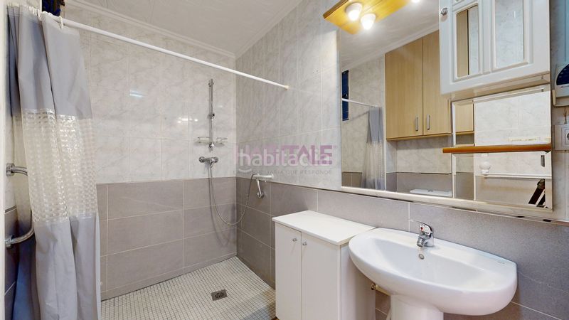 Foto d3cb5c39-a8ae-441c-89b5-7e6ad74257f7. Casa a Monserrat
