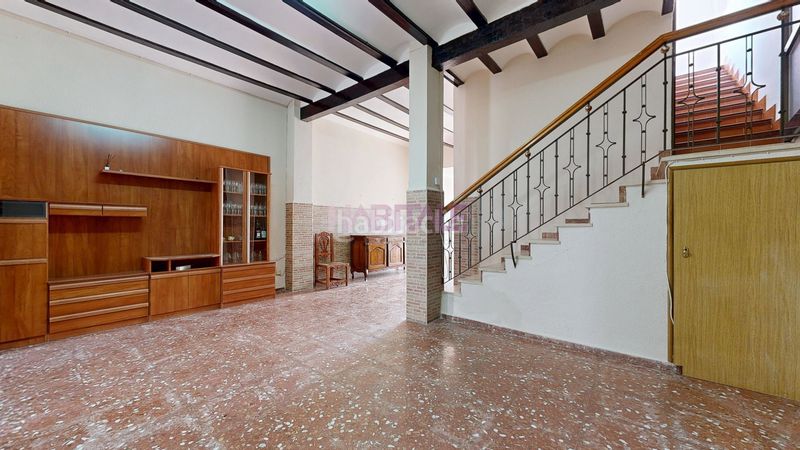 Foto d61ad346-2649-4239-9f9b-1e5998bee6c9. Casa a Monserrat