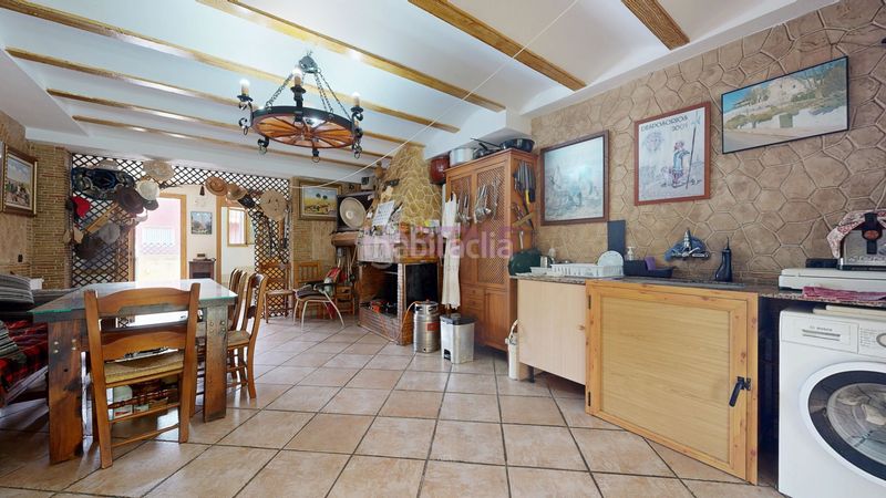 Foto 11da3d2f-8902-4812-b9af-3b1d95d201f9. Casa amb piscina a Monserrat